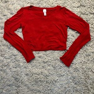 Elegant Scarlet Long Sleeve Crop Top Size L
